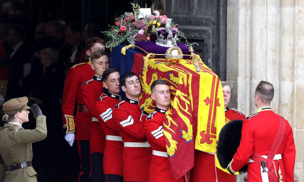 procesi n de la reina isabel ii a windsor