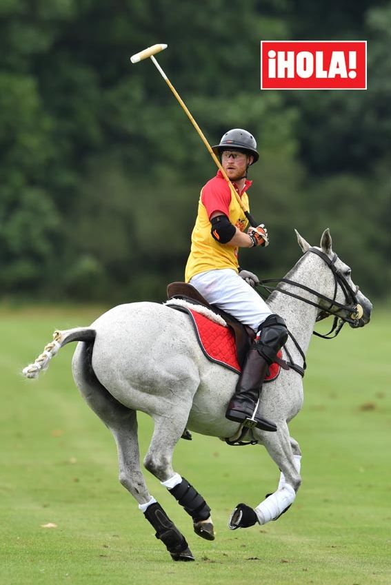 El duque de Sussex, disputando un partido de polo