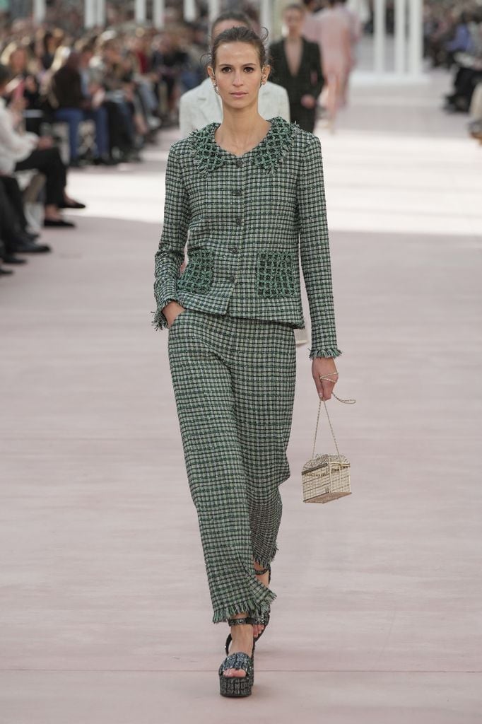 Paris Fashion Week: Chanel Primavera/Verano 2025