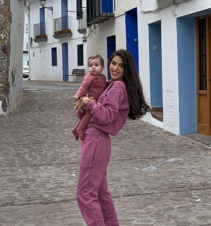 Violeta y su hija Gala