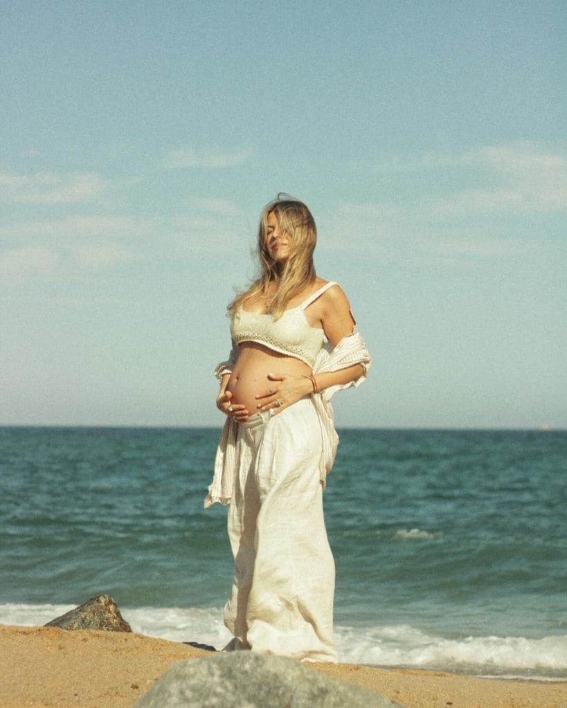 La actriz Thais Blume anuncia su embarazo
