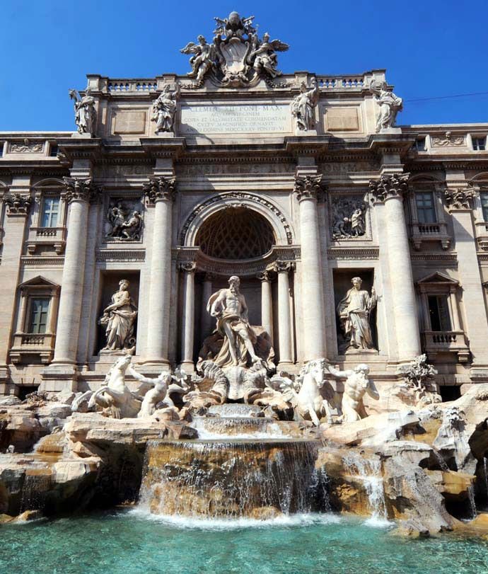 fontana de trevi paris