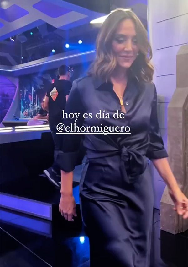 Tamara Falcó con conjunto satinado de Pedro del Hierro en 'El Hormiguero'