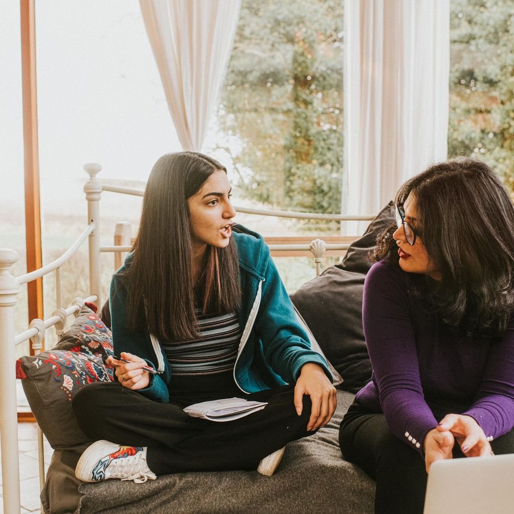 Adolescente y su madre