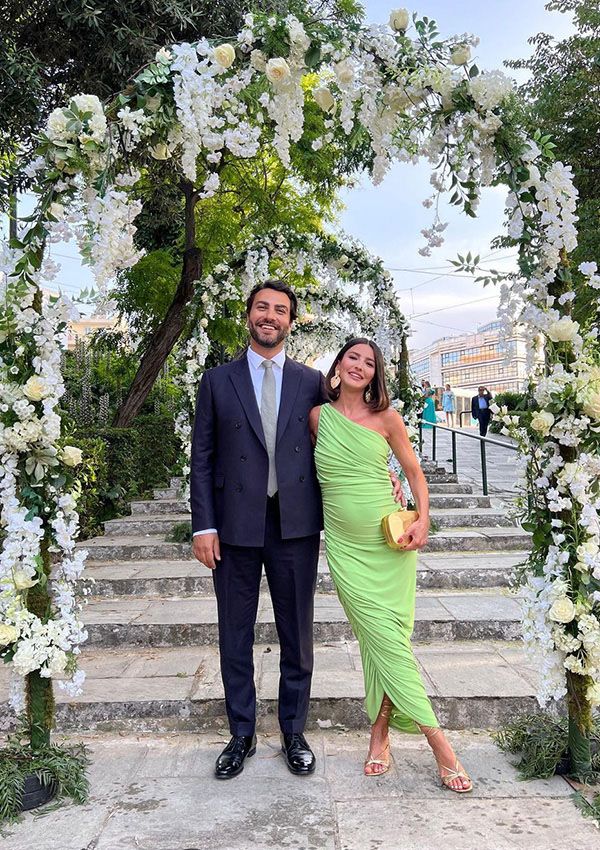 Alexandra Pereira y Ghassan Fallah en la boda de Carolina Nassar, en Grecia