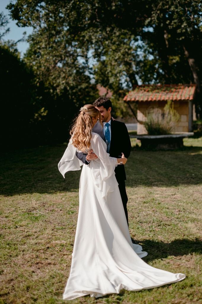 Vestido de novia vaporoso de Valérie Moreau