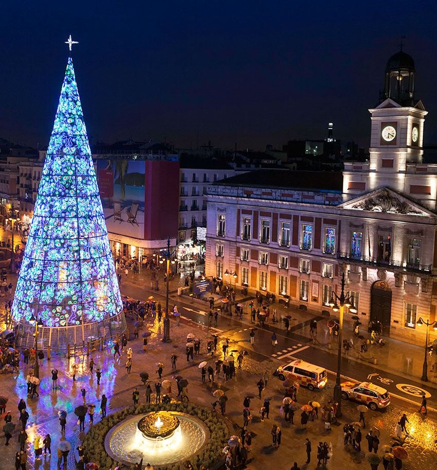 reloj puerta del sol en navidad