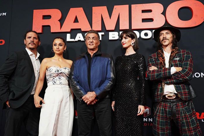 Paz Vega, Óscar Jaenada y Sergio Peris-Mecheta, en el estreno de Rambo