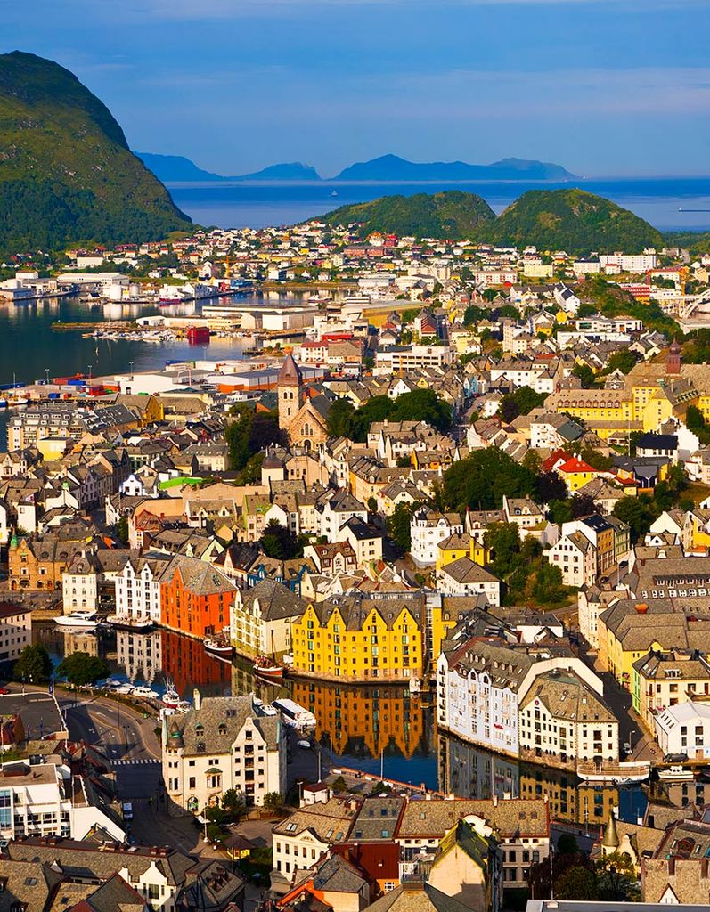 La ciudad de Ålesund, Noruega 