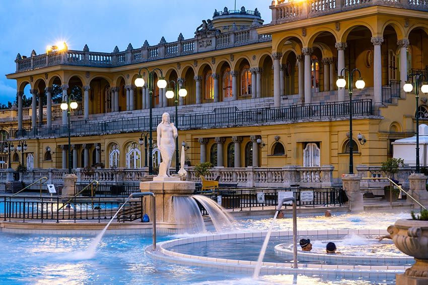 Szechenyi Baths en Budapest, baños termales