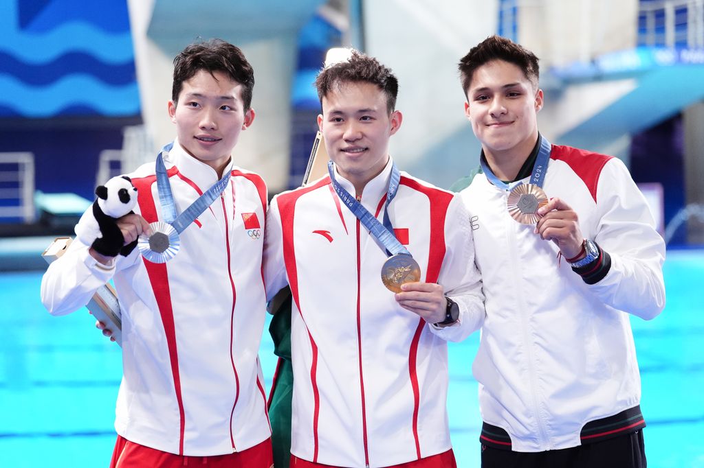 Osmar Olvera se alzó con el Bronce en la prueba de trampolín de 3 metros individual