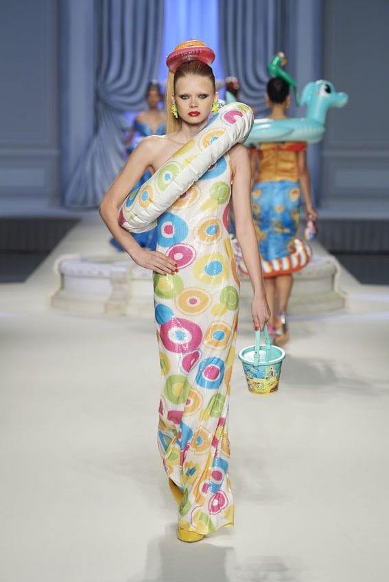 moschino056a