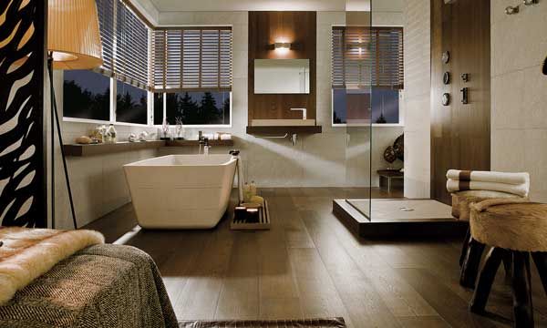 Inspiración es la palabra que mejor define a este suelo de madera de L'Antic Colonial (Porcelanosa): belleza bajo los pies.
