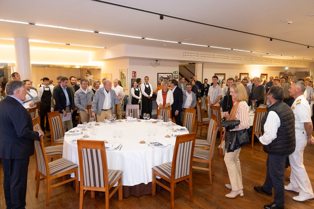 Imágenes de la celebración tras la entrega de trofeos