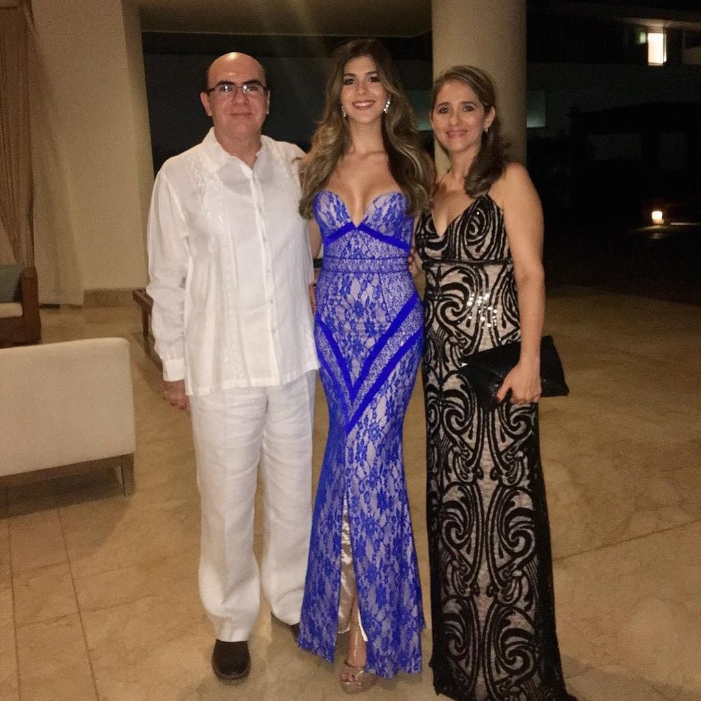 yamile dajud miss argentina 2023 con sus padres