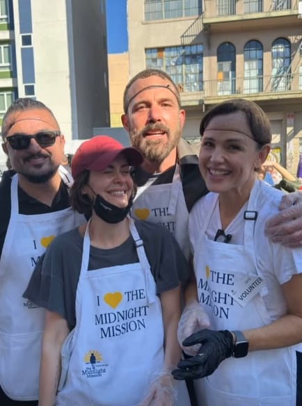 Jennifer Garner y Ben Affleck celebran juntos Acción de Gracias y colaboran por una buena causa