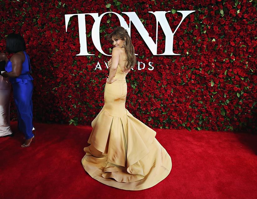 thalia_tony_awards_2016_red_carpet_11a