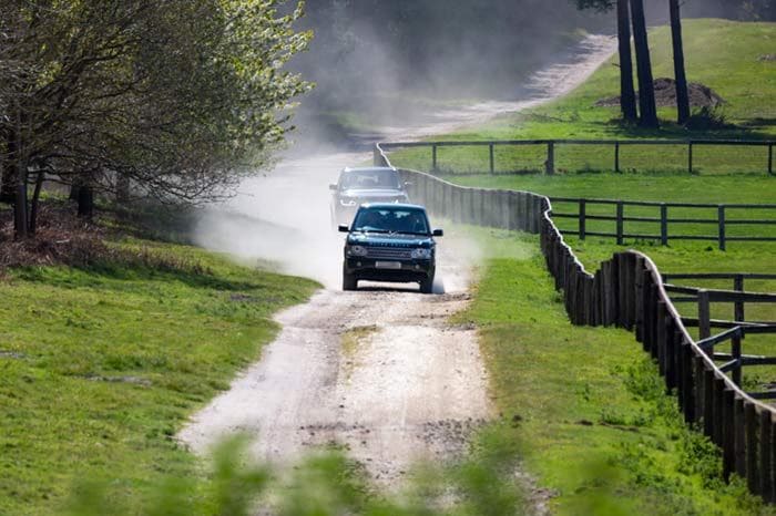 Isabel II llegando a Sandringham