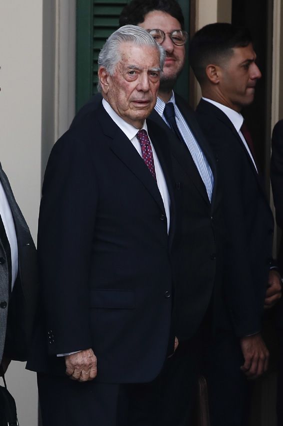 Mario Vargas Llosa