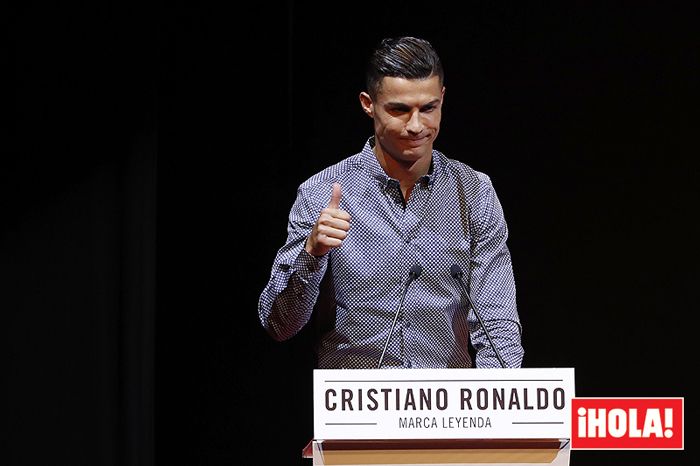 Cristiano Ronaldo y Georgina Rodríguez, recibidos como 'leyendas' en su vuelta exprés a Madrid