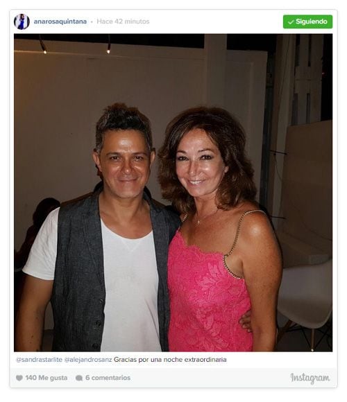 La periodista asistió con su marido al concierto de Alejandro Sanz y no dudó en hacerse una foto con él. "Gracias por una noche extraordinaria", escribió
