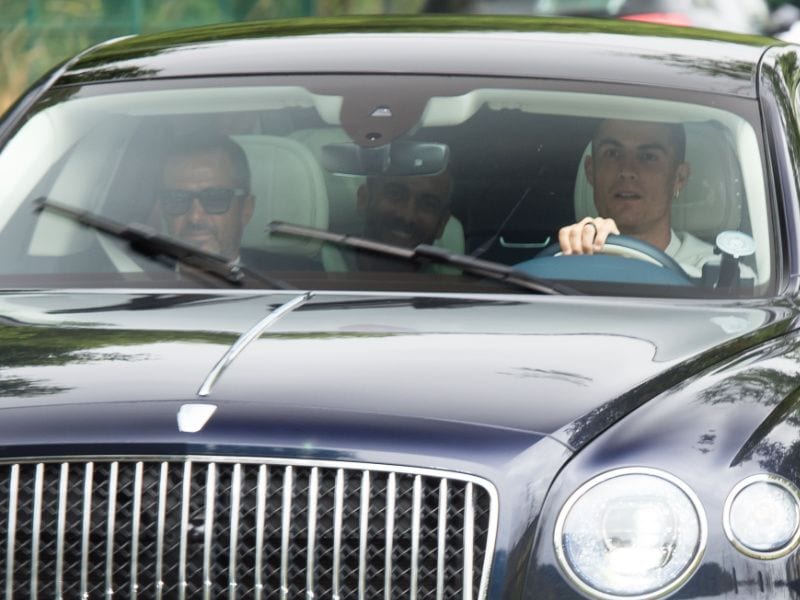 Cristiano y Mendes en el coche