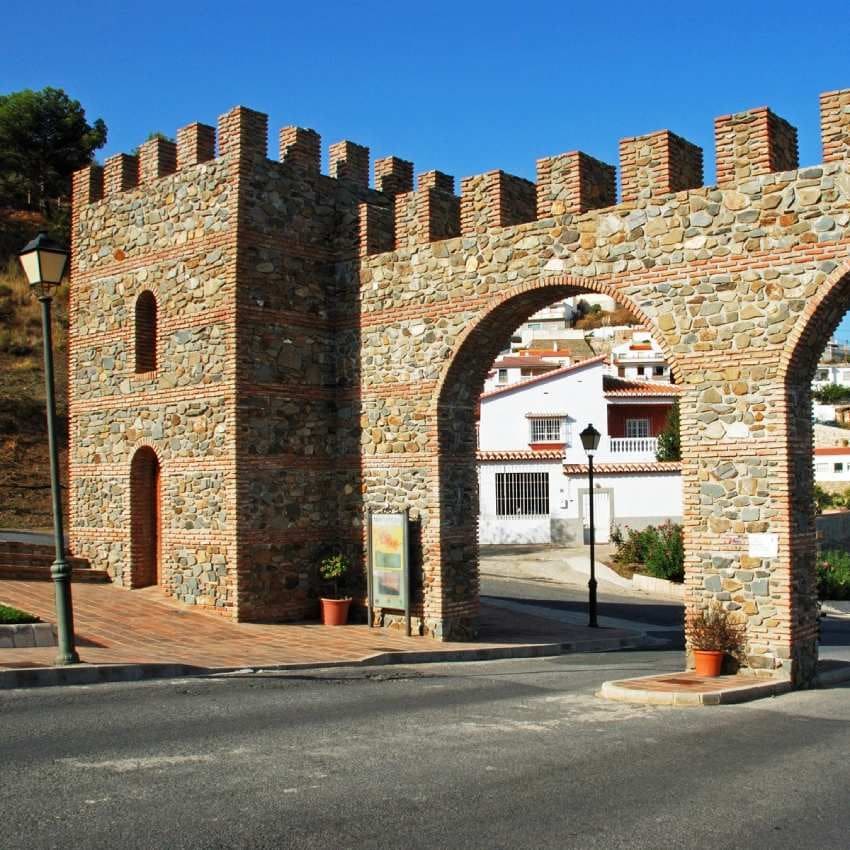 moclinejo uno de los pueblos de la axarquia en malaga