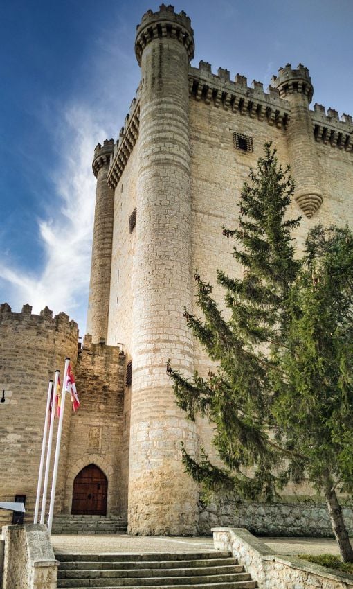 castillo medieval de fuda a en la provincia de valladolid