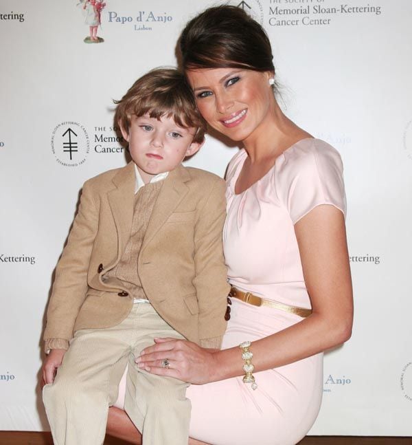 Barron, hijo de Melania y Donald, tiene nueva años y es el pequeño de los hermanos Trump
