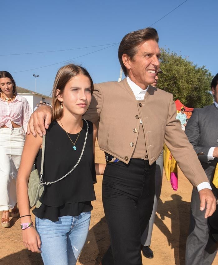 Manuel Díaz 'El Cordobés' con su hija Triana