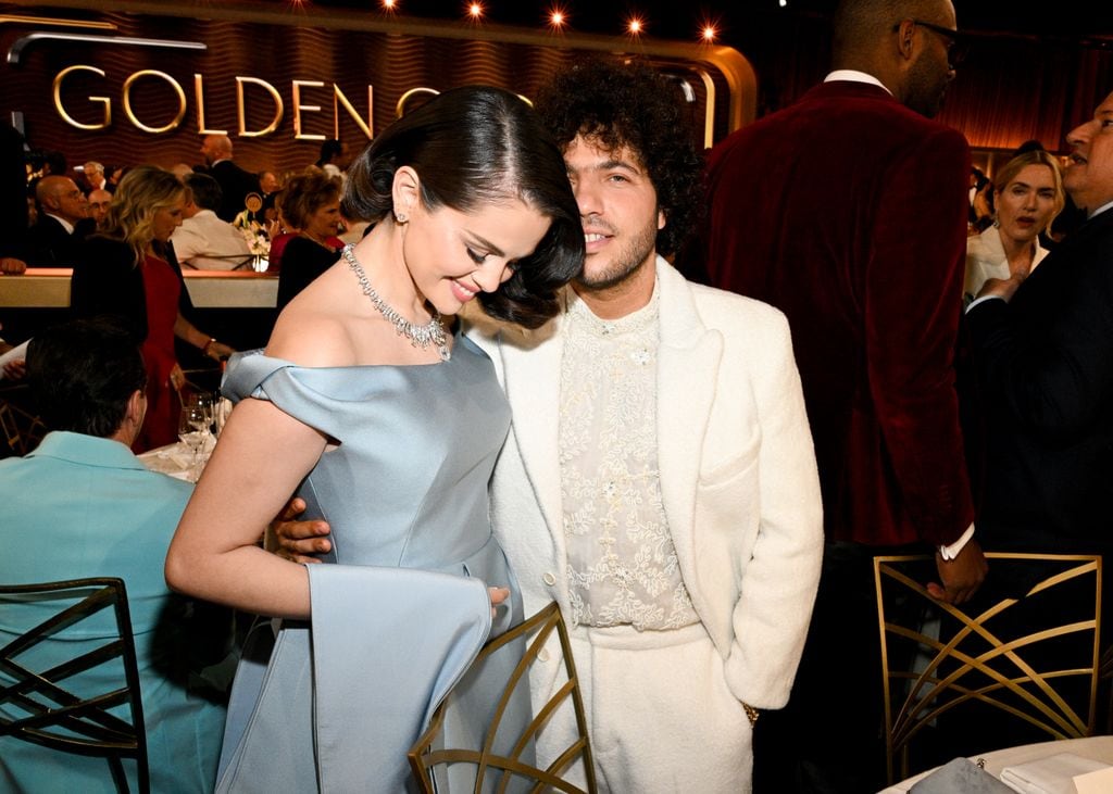 Selena Gomez y Benny Blanco en los Globos de Oro 2025