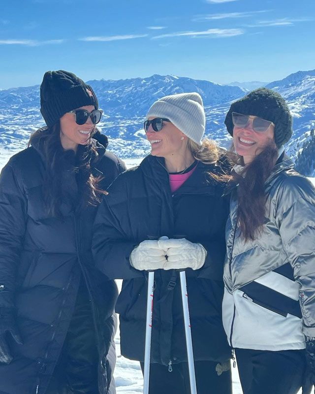 Meghan Markle con sus amigas