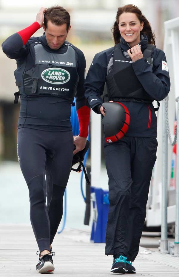 La mujer del príncipe Guillermo en compañía del regatista olímpico Sir Ben Ainslie. Este deportista británico ha hecho historia al ganar cinco medallas en cinco Juegos Olímpicos
