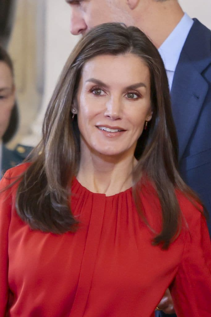 Reina Letizia falda flores