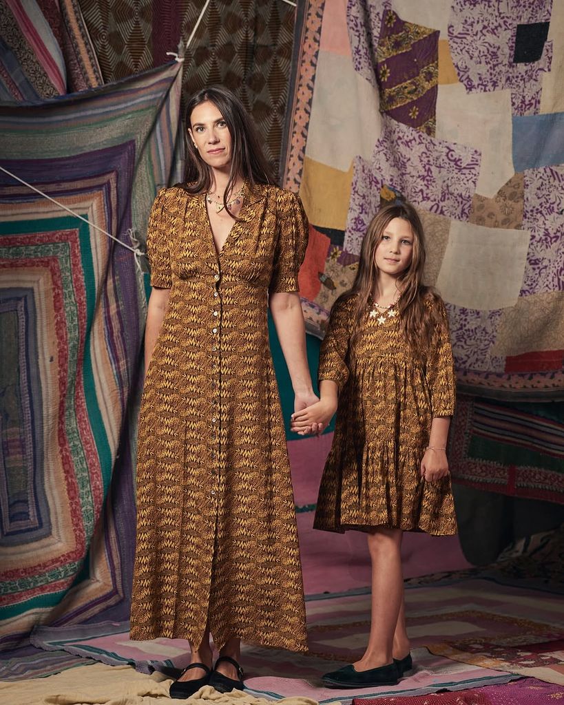 Tatiana Santo Domingo y su hija India posando para Muzungu Sisters