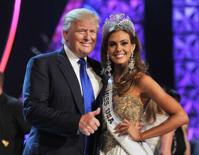 Donald Trump con Miss Connecticut USA 2013 Erin Brady
