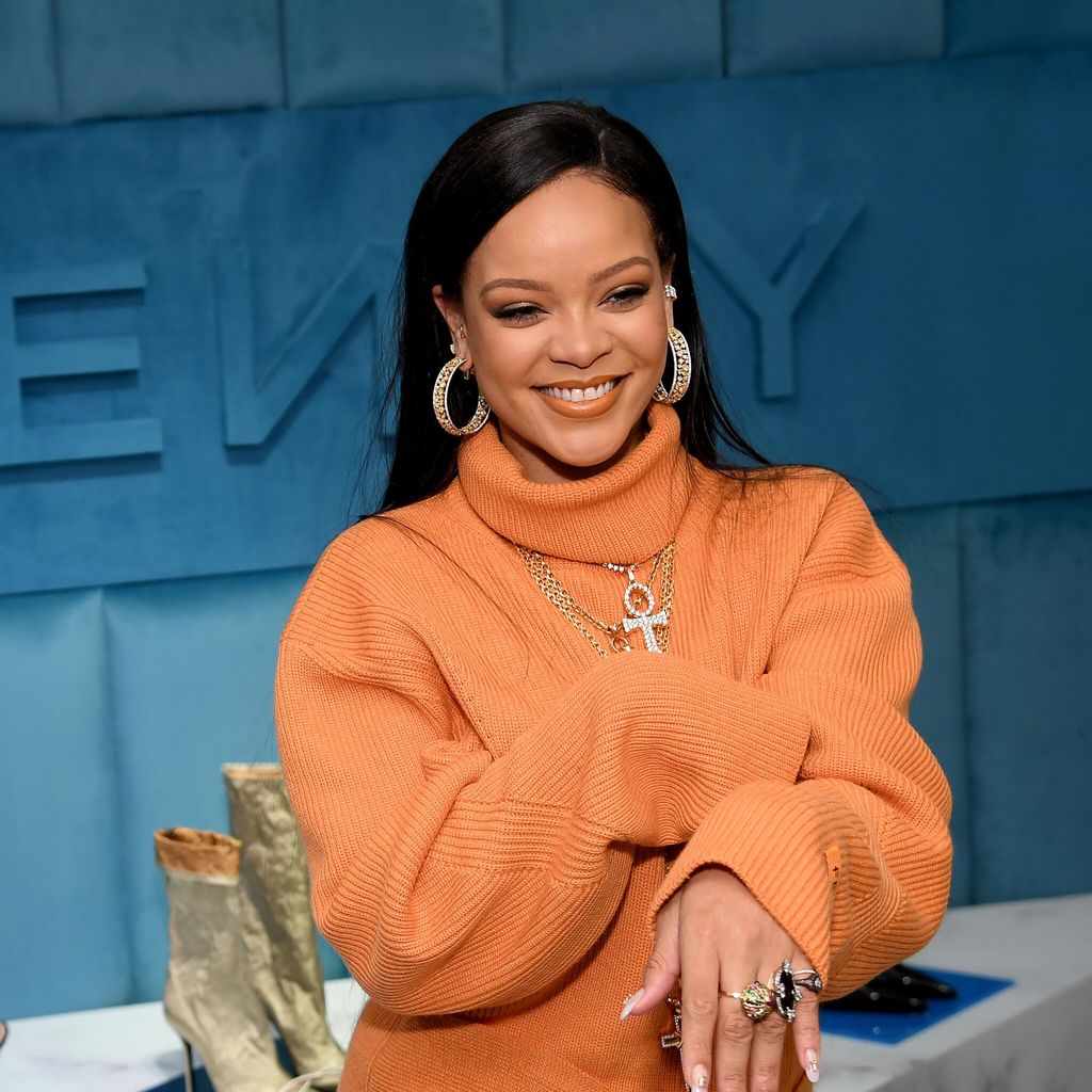 robyn rihanna fenty and linda fargo celebrate the launch of fenty at bergdorf goodman