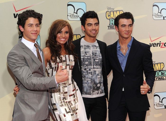 Demi Lovato y Jonas Brothers