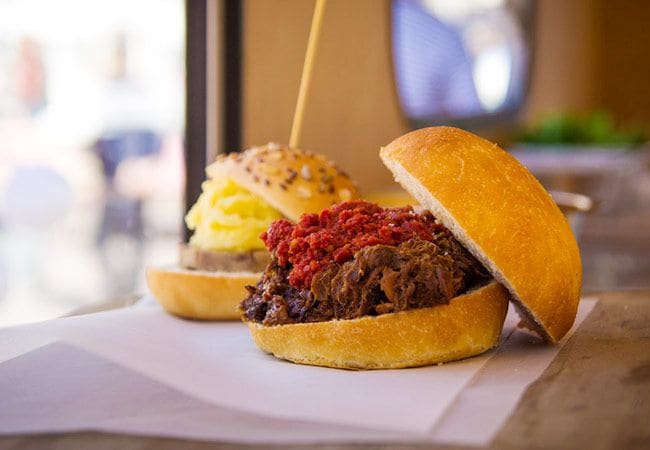 Uno de los puntos fuertes del llamado 'Street Food' es que se puede comer rico y a buen precio sin necesidad de caer en los tópicos de comida rápida.
