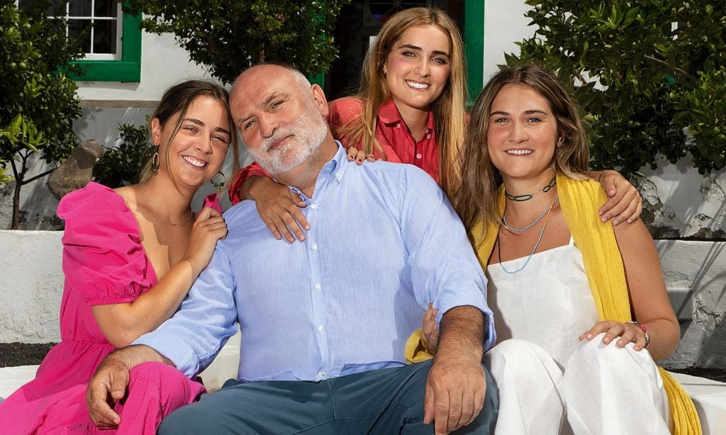 José Andrés y su familia HOLA4092