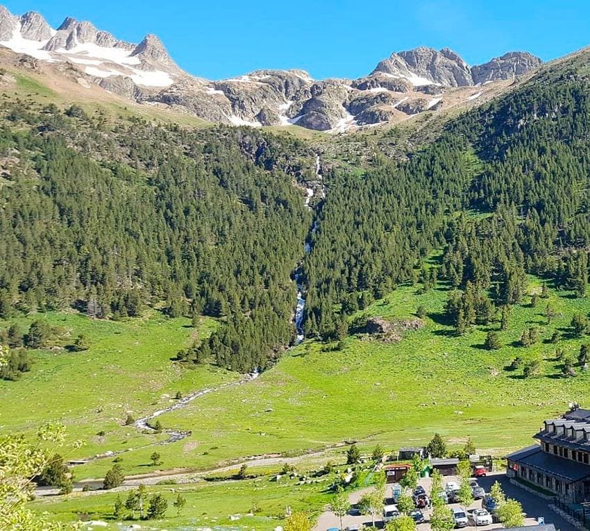 Forau de Aigualluts, Huesca, cascadas, Llanos del Hospital