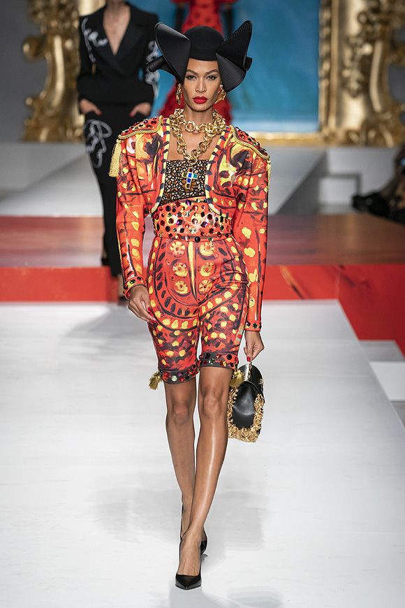 moschino03320190924