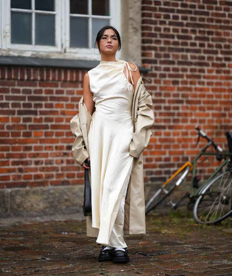 vestido blanco gabardina