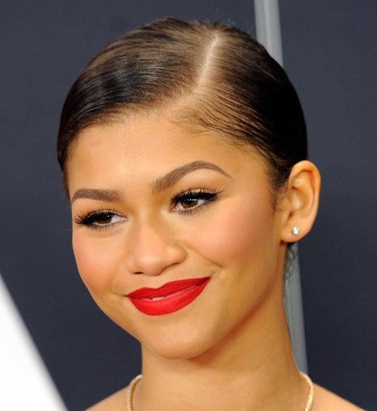 el_estilo_de_zendaya_maquillaje_labios_1