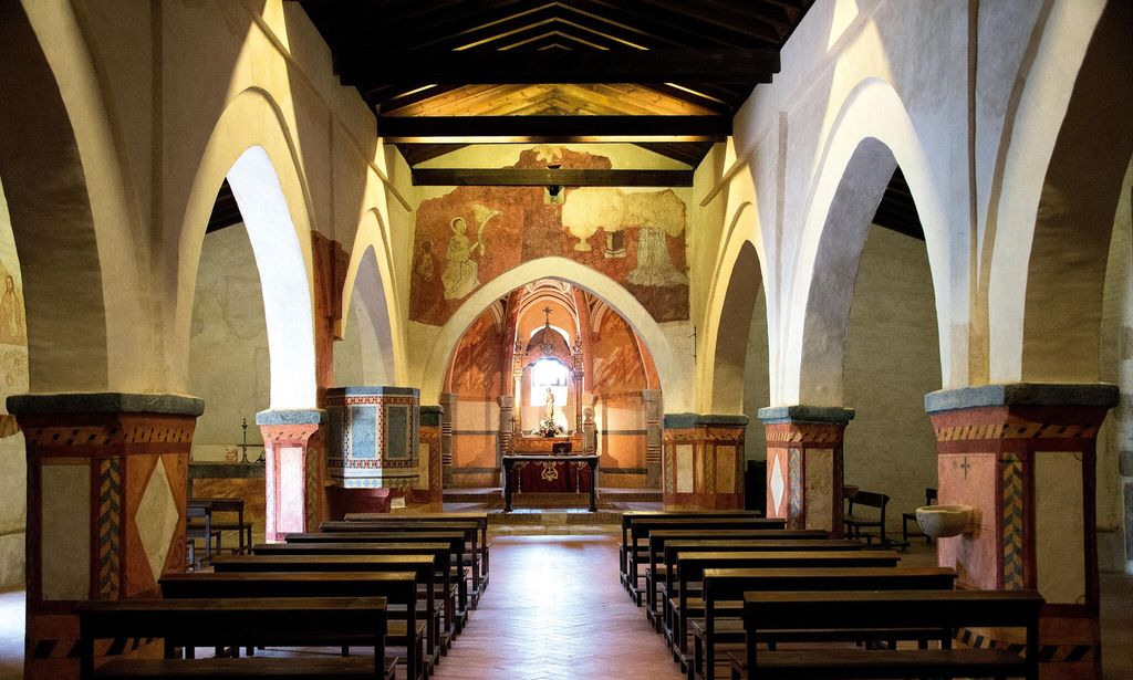 Interior de la ermita de San Mamés, Huelva. \'¡HOLA!\'