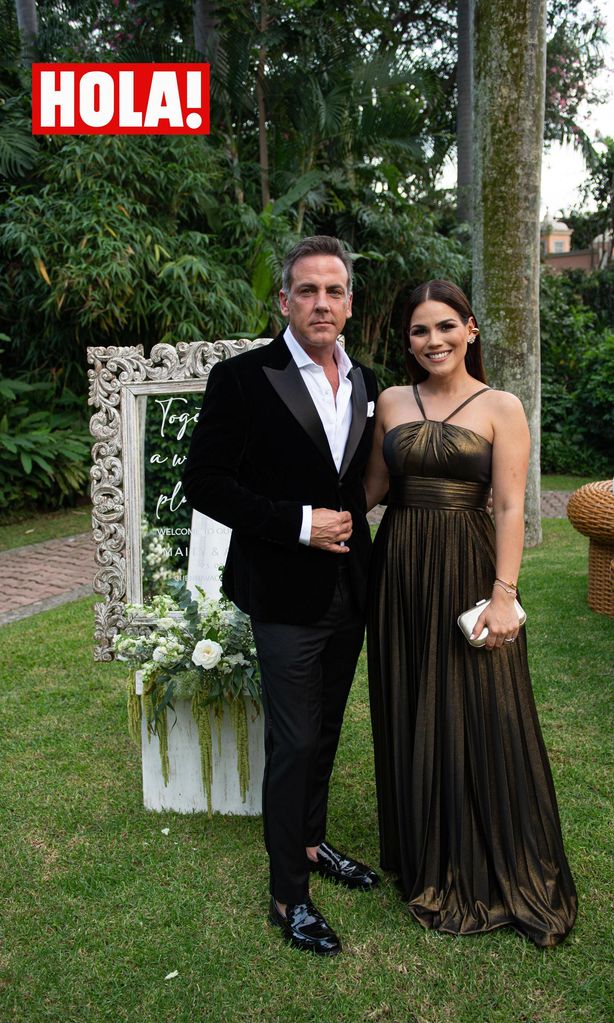 Carlos Ponce y Karina Banda