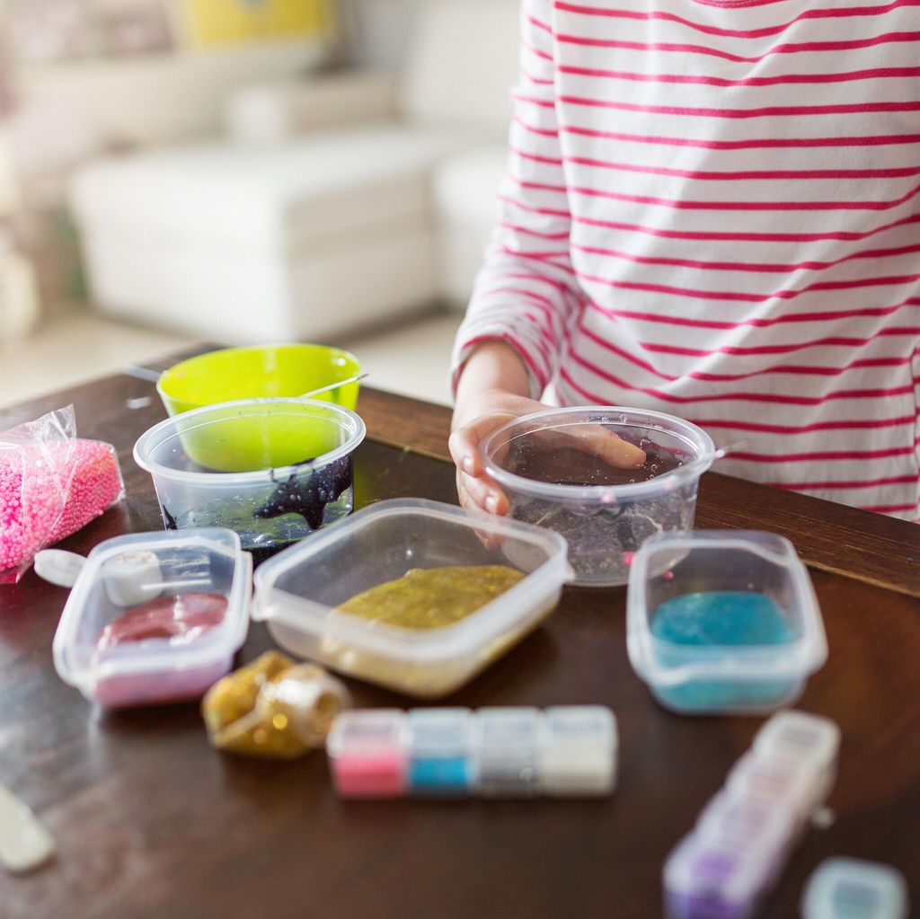 Cómo hacer \'slime\' casero con niños en casa.