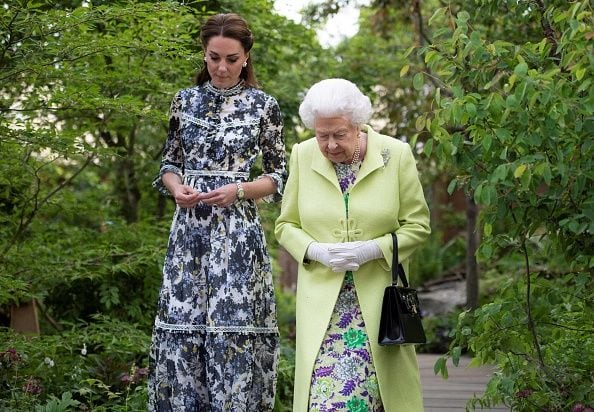 Reina Isabel II y Kate Middleton