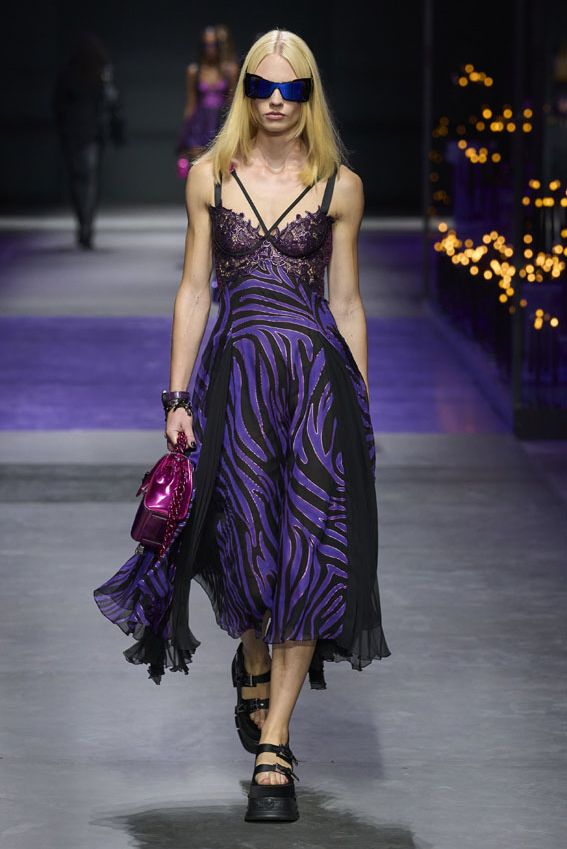 versace027a