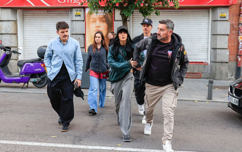 Aitana paseando por Madrid el 27 de octubre de 2024